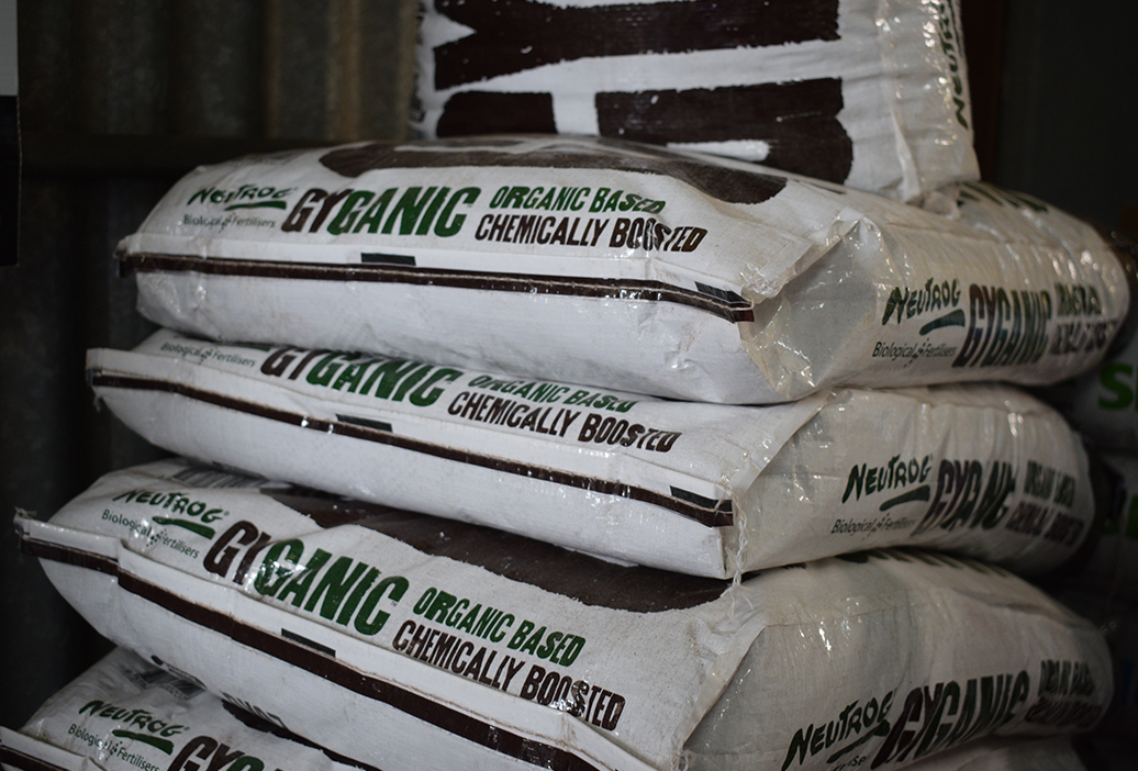 garden-supplies-sanders-fodder-2