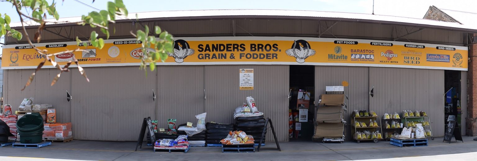 Sanders Savers Sanders Fodder Farm, Garden, Horse & Pet Supplies